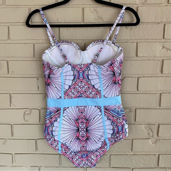 MODCLOTH High Dive Art Deco Women's One Piece Swimsuit Size Small S Beach - Picture 2 of 6